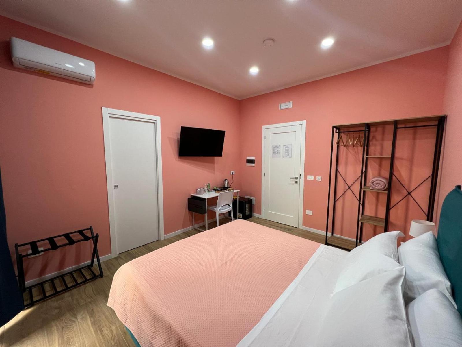 Mastersa' Guest House Napoli Esterno foto