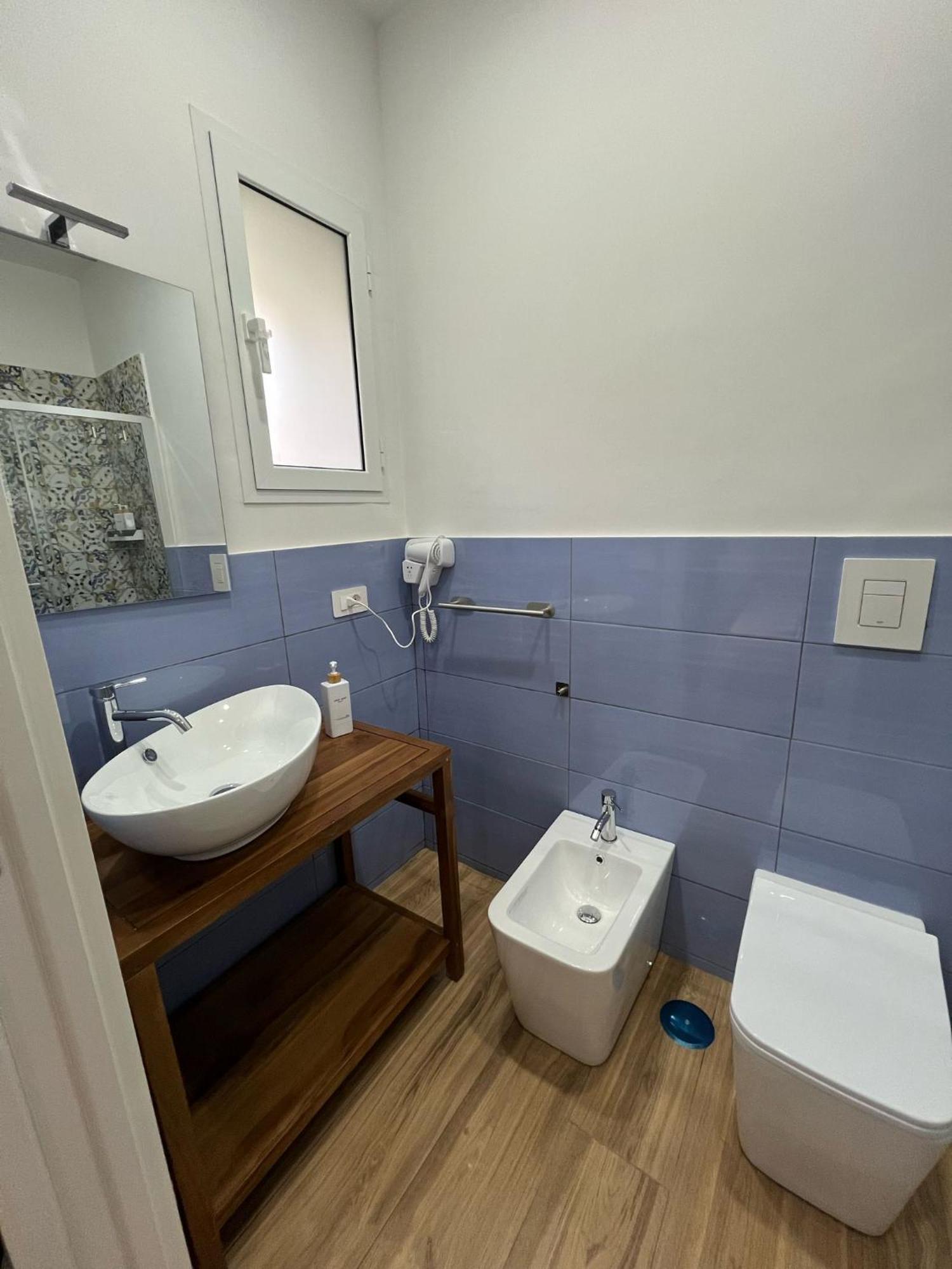 Mastersa' Guest House Napoli Esterno foto